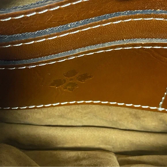 Patricia Nash Brown Leather Convertible Crossbody Clutch - Like New - Picture 12 of 15